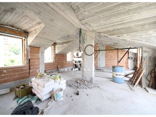 Casa Indipendente in Vendita a Salerno, 530'000&euro;, 252 m²