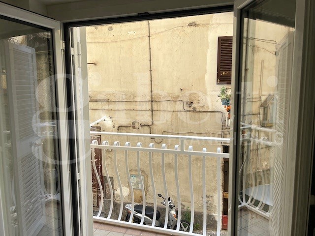 Bilocale in Vendita a Napoli, 125'000€, 44 m², arredato