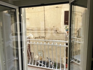 Bilocale in Vendita a Napoli, 125'000€, 44 m², arredato