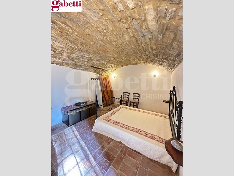 Trilocale in Vendita a Gaiole in Chianti, 160'000€, 68 m²