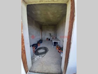 Trilocale in Vendita a Inveruno, 120'000€, 115 m²