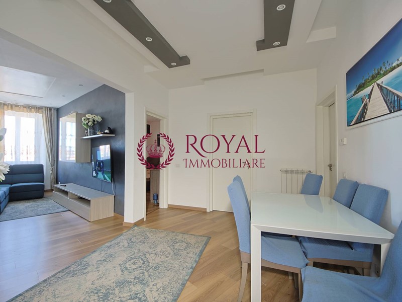 Quadrilocale in Vendita a Livorno, zona Centro, 140'000€, 110 m², arredato