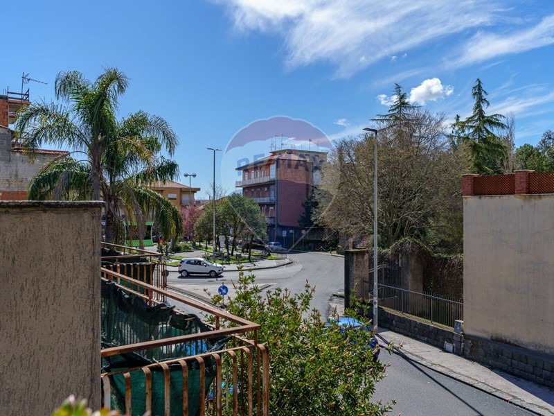 Quadrilocale in Vendita a San Giovanni la Punta, 95'000€, 81 m²