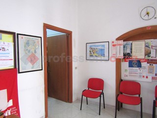 Casa Indipendente in Vendita a Poggiardo, 55'000€, 90 m²