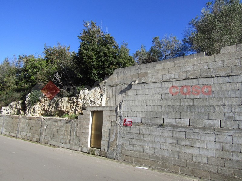 Terreno edificabile in Vendita a Castro in Puglia, 210'000€, 870 m²