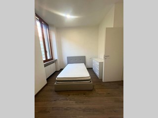 Trilocale in Vendita a Milano, 270'000€, 70 m²