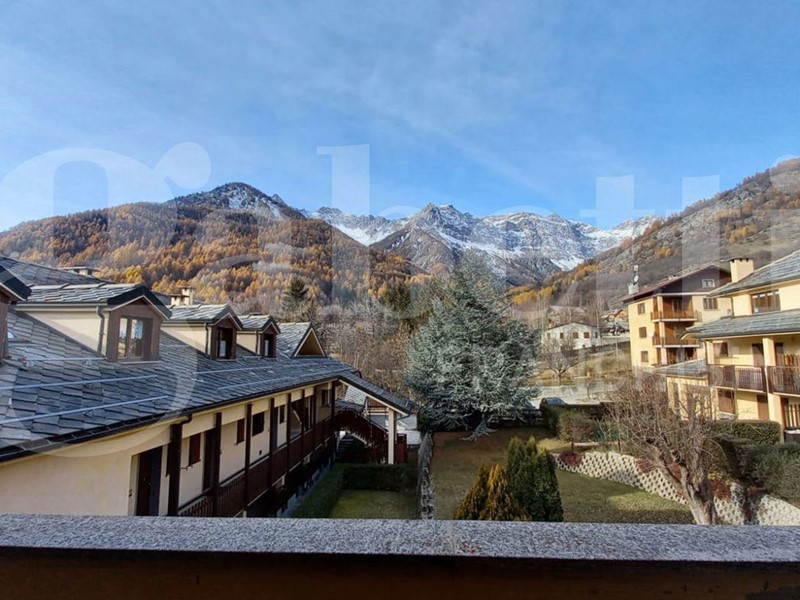 Trilocale in Affitto a Bardonecchia, 700€, 55 m², arredato