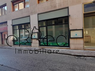 Ufficio in Vendita a Mantova, zona centro, 85'000&euro;, 120 m²