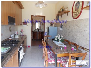 Appartamento in Vendita a Capua, 82'000€, 100 m²