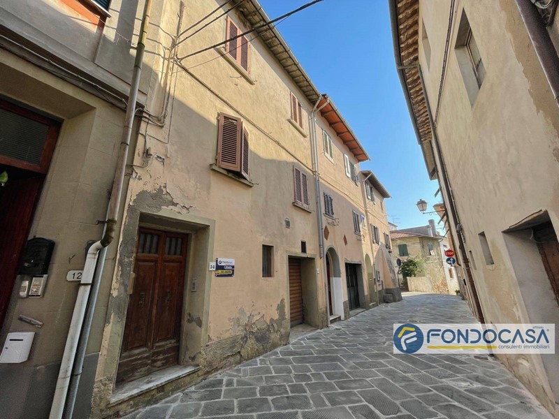 Casa Indipendente in Vendita a Santa Maria a Monte, zona Montecalvoli in alto, 59'000€, 140 m²