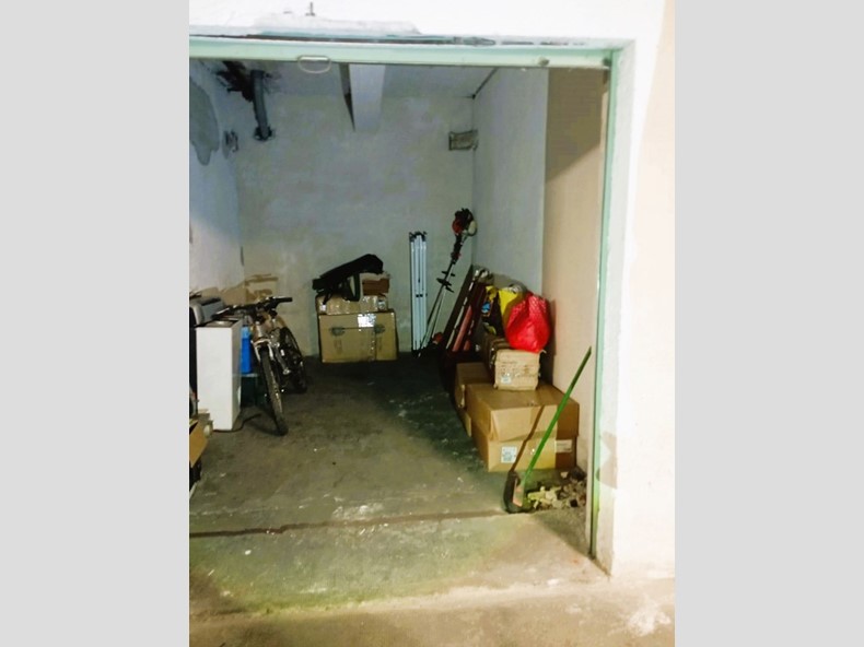 Box in Vendita a Torino, 9'000€, 13 m²