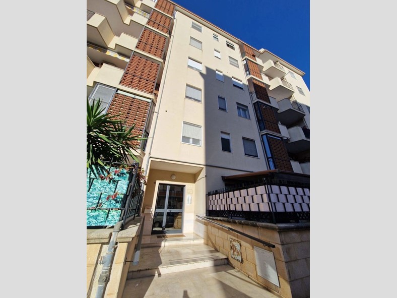Quadrilocale in Vendita a Brindisi, 155'000€, 110 m²