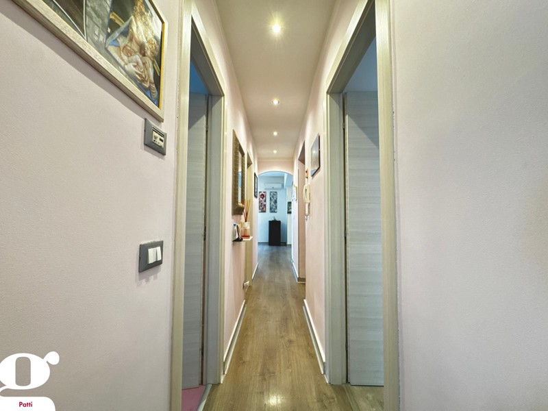 Trilocale in Vendita a Patti, 88'000€, 80 m², arredato