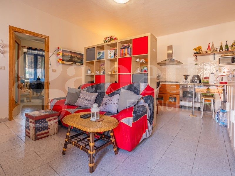 Bilocale in Vendita a Pinerolo, 64'000€, 64 m², arredato