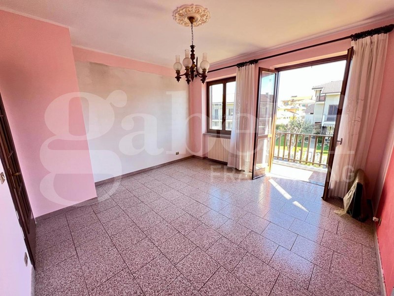 Villetta a schiera in Vendita a Bra, 250'000€, 140 m²