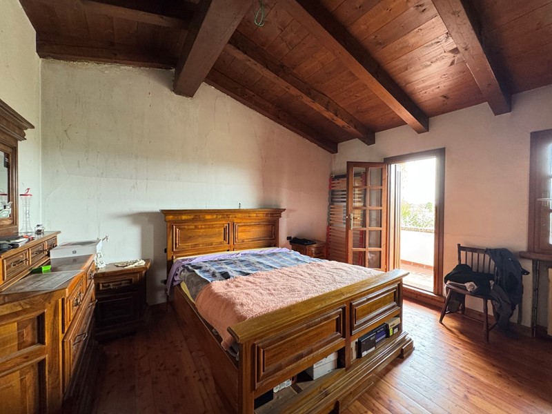 Casa Indipendente in Vendita a Noventa Vicentina, 265'000€, 220 m²