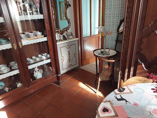 Villa in Vendita a Sanremo, 280'000€, 283 m²