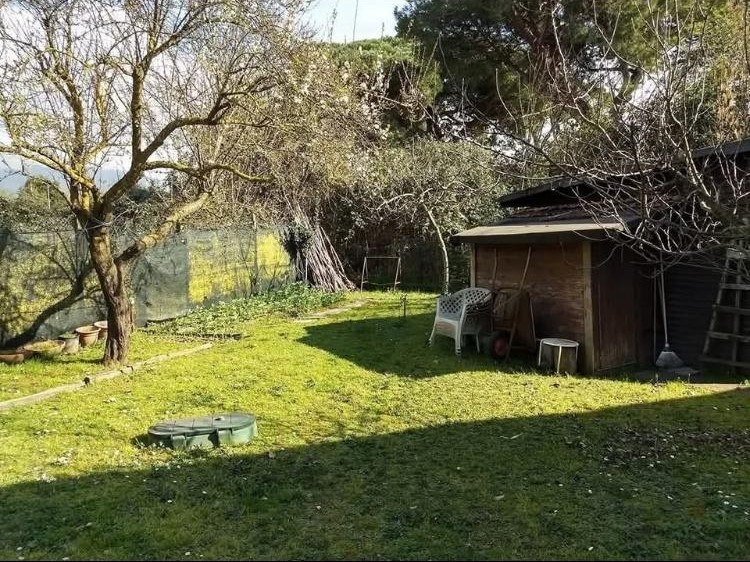 Casa Indipendente in Vendita a Carrara, zona Fossone, 295'000€, 180 m², arredato