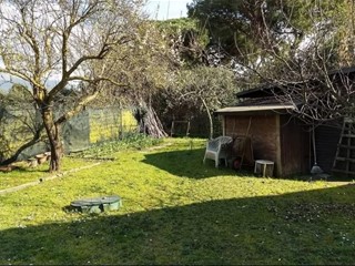 Casa Indipendente in Vendita a Carrara, zona Fossone, 295'000€, 180 m², arredato