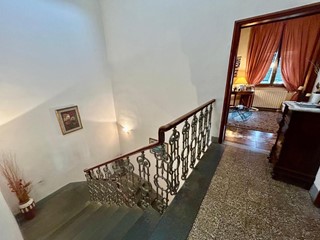 Villa in Vendita a Vinci, 460'000€, 220 m²