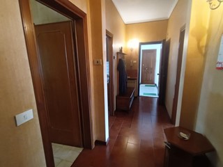 Quadrilocale in Vendita a Lucca, zona San Marco, 140'000€, 80 m², arredato