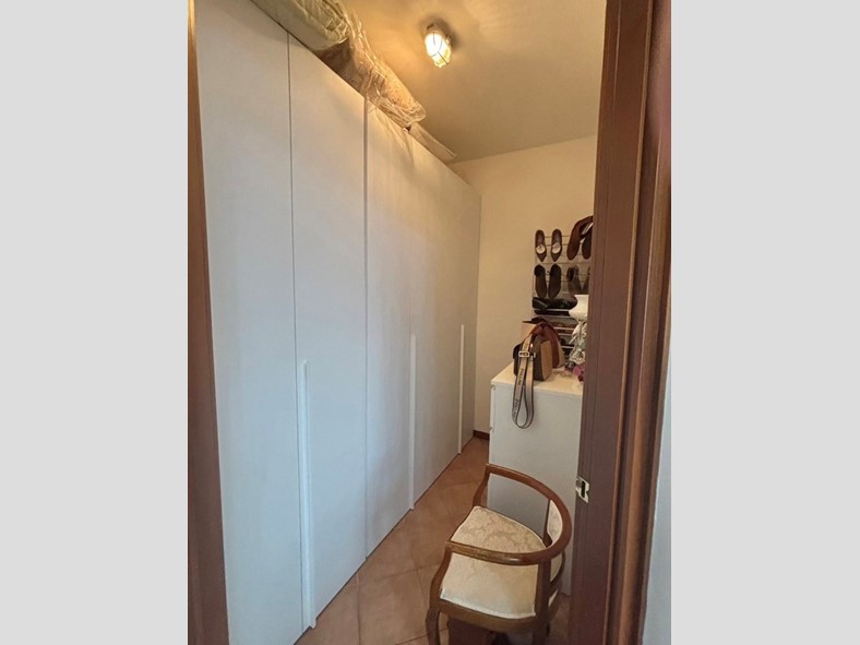 Bilocale in Affitto a Parma, 800€, 65 m², arredato