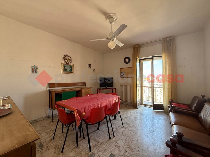 Quadrilocale in Vendita a Taranto, 79'000€, 137 m²