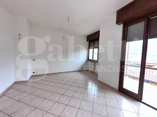 Quadrilocale in Vendita a Como, 190'000€, 130 m²