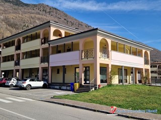 Trilocale in Vendita a Malonno, 165'000€, 93 m²