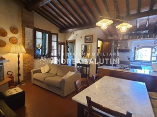 Trilocale in Vendita a Palaia, 90'000€, 75 m², arredato