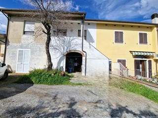 Casa Indipendente in Vendita a Casciana Terme Lari, zona Boschi di Lari, 129'000€, 120 m², arredato
