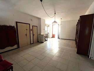 Quadrilocale in Vendita a Certaldo, 138'000€, 104 m², con Box