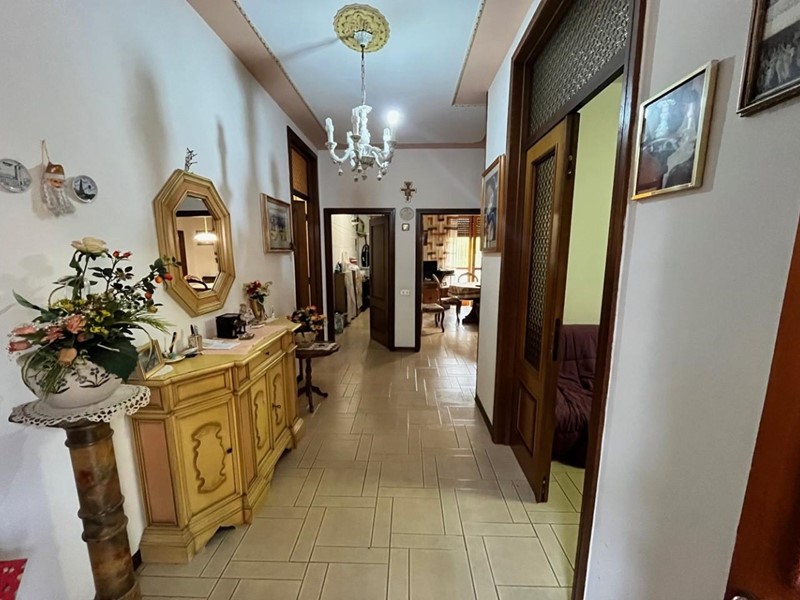 Quadrilocale in Vendita a Certaldo, 175'000€, 105 m², con Box