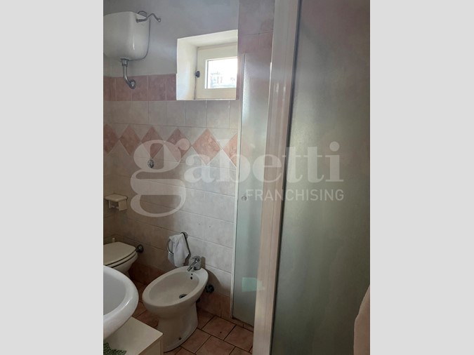 Trilocale in Vendita a Pietrastornina, 18'000&euro;, 60 m², arredato