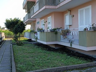 Quadrilocale in Vendita a Mascali, 108'000€, 90 m², con Box