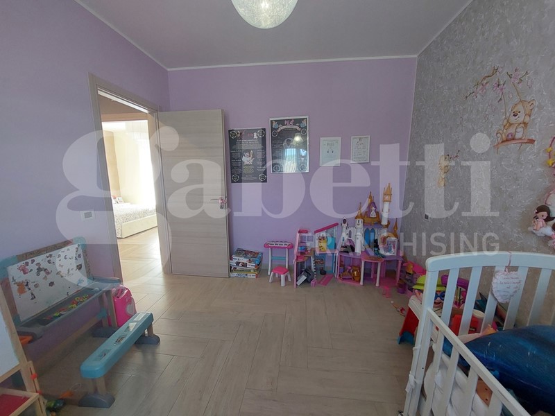 Villetta a schiera in Vendita a Sant'Egidio alla Vibrata, 249'000€, 240 m², arredato