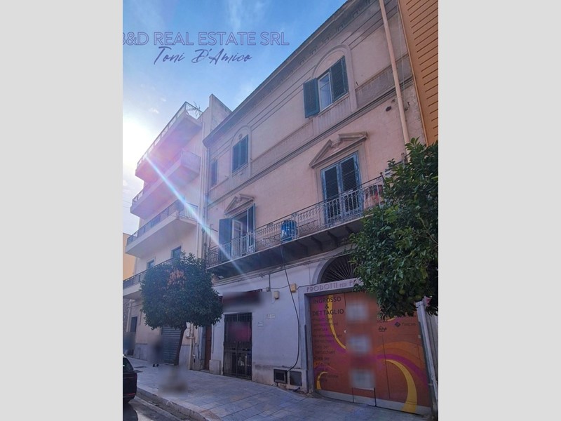 Appartamento in Vendita a Bagheria, 79'000&euro;, 133 m²