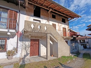 Casale in Vendita a Borgo Ticino, 65'000€, 155 m²
