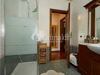 Trilocale in Vendita a Cinisello Balsamo, 265'000€, 104 m²