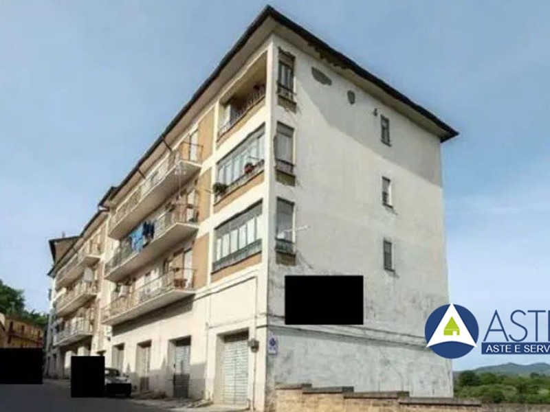 Trilocale in Vendita a Vignanello, 30'000€, 85 m²