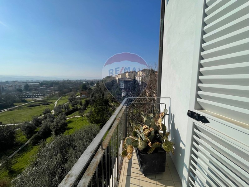 Appartamento in Vendita a Jesi, 149'000€, 113 m²