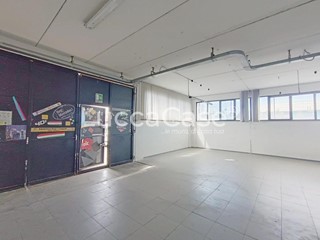 Laboratorio in Affitto a Pisa, zona Ospedaletto, 1'800€, 240 m²