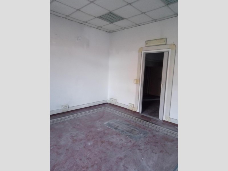 Immobile commerciale in Vendita a Pisa, 175'000€, 82 m²