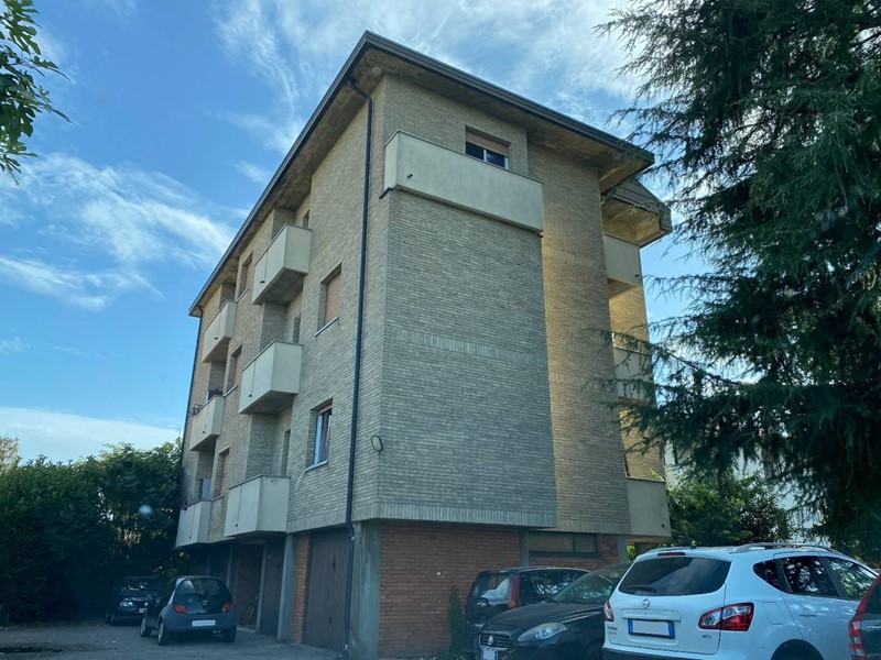 Casa Indipendente in Vendita a Monza, 500'000€, 600 m²