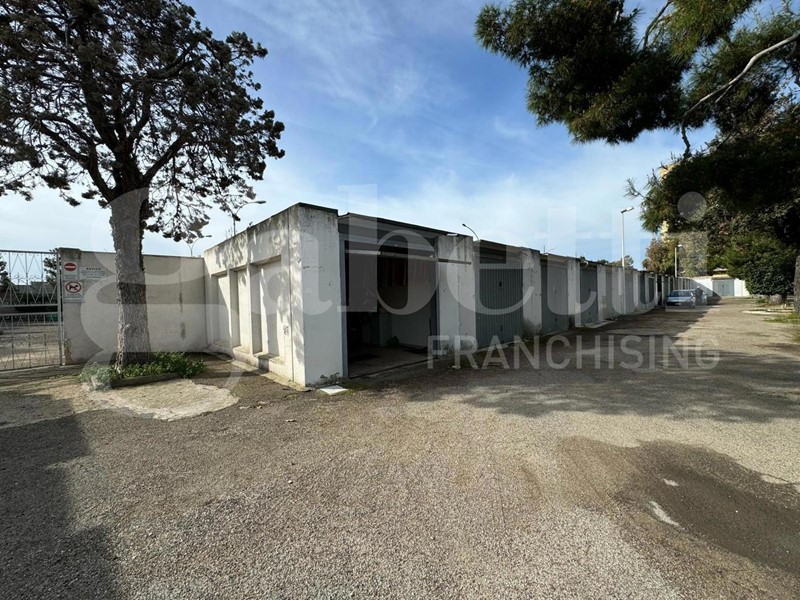 Box in Vendita a Modugno, 27'000€, 20 m²
