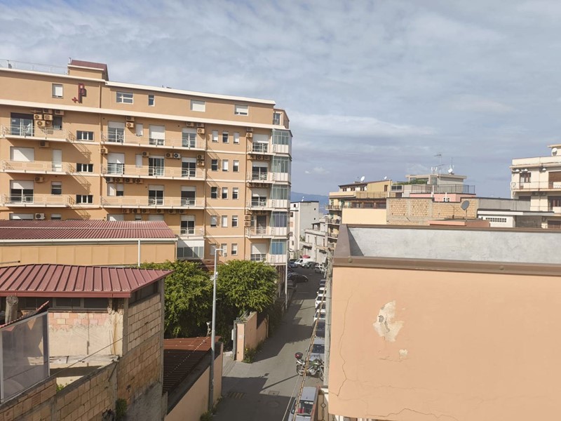 Bilocale in Vendita a Reggio Calabria, 55'000€, 86 m²