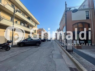 Monolocale in Affitto a Montecorvino Pugliano, 1'500€, 200 m²