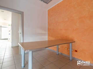 Ufficio in Vendita a San Giovanni in Marignano, 165'000€, 100 m²
