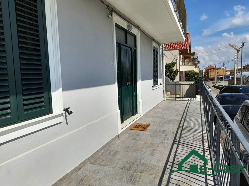 Villa in Affitto a Messina, 600€, 110 m²
