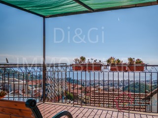 Casa Semi Indipendente in Vendita a Alassio, 258'000€, 90 m²